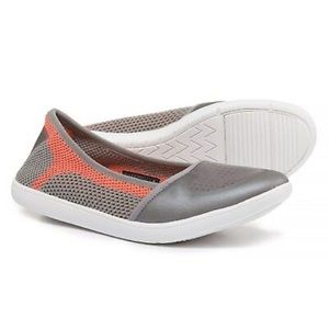 NIB Teva Hydro-Life Ballerina Slip-On Shoes Grey 💙